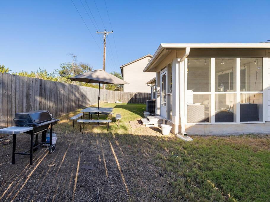 Super Cute And Cozy House! Vila Round Rock Exterior foto